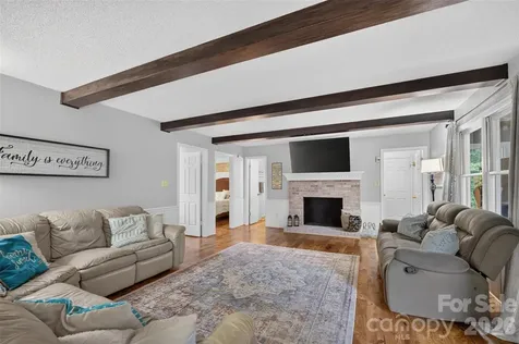 140 Raintree Road Advance NC 27006
