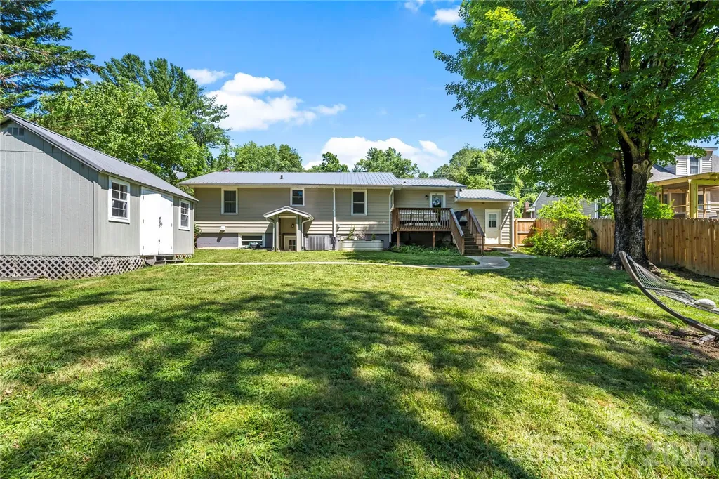 159 New Haw Creek Road Asheville NC 28805