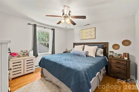 159 New Haw Creek Road Asheville NC 28805