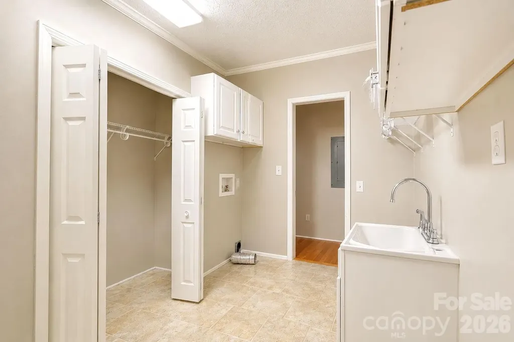 201 E 27th Street Kannapolis NC 28083