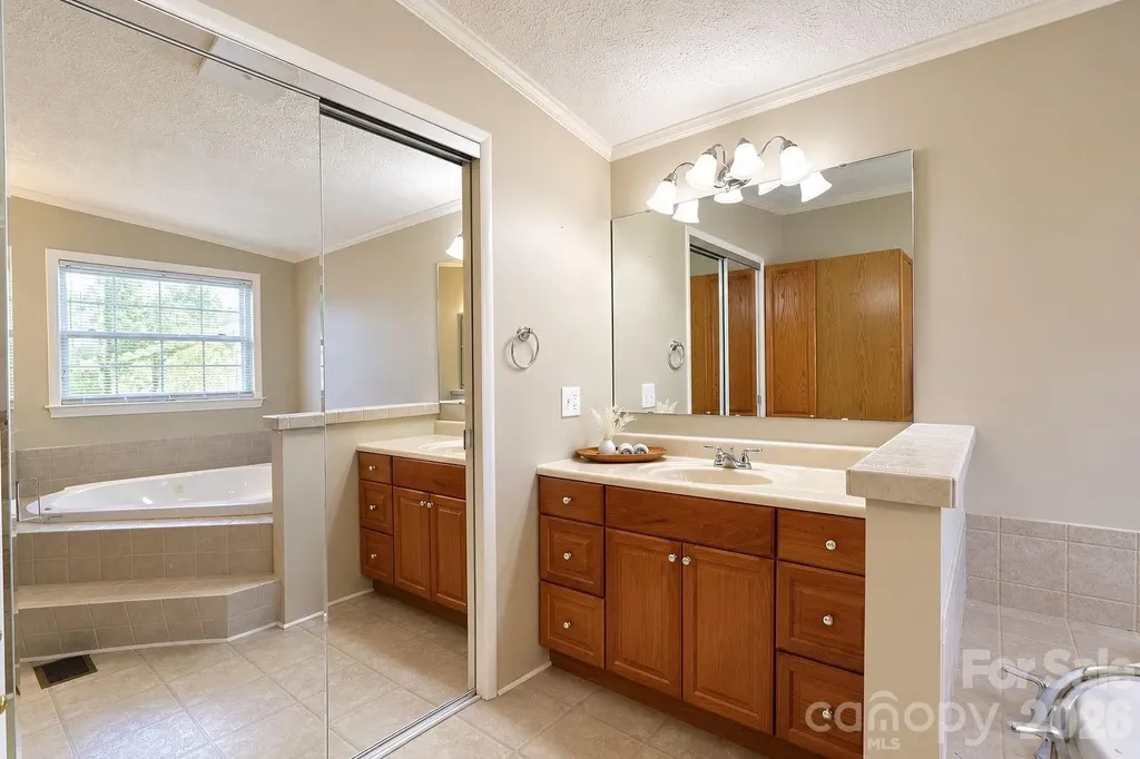 201 E 27th Street Kannapolis NC 28083