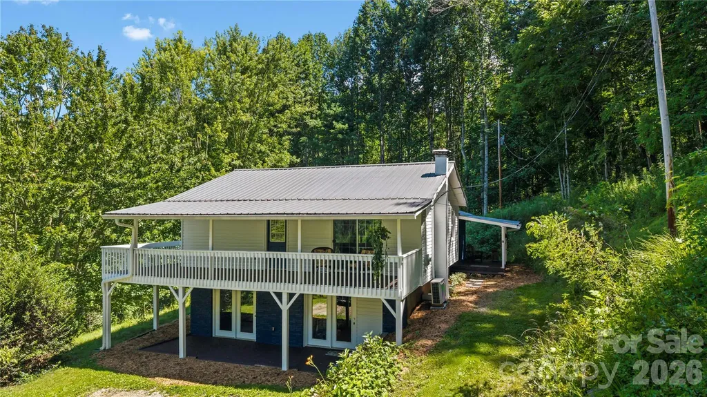 2879 Chandler Creek Road Mars Hill NC 28754