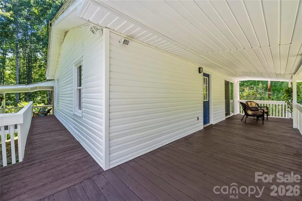 2879 Chandler Creek Road Mars Hill NC 28754