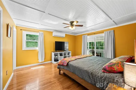 2879 Chandler Creek Road Mars Hill NC 28754