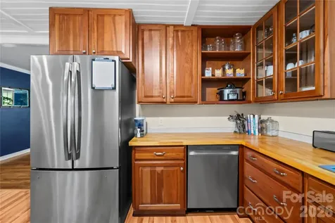 2879 Chandler Creek Road Mars Hill NC 28754