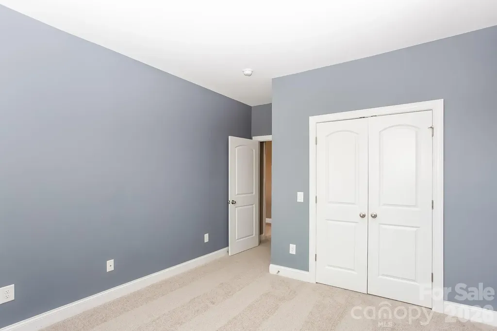 205 N Centurion Lane Mount Holly NC 28120