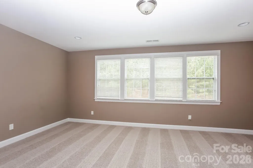 205 N Centurion Lane Mount Holly NC 28120