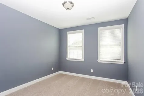 205 N Centurion Lane Mount Holly NC 28120