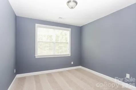 205 N Centurion Lane Mount Holly NC 28120
