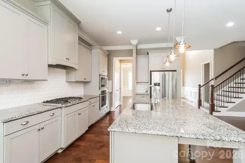 205 N Centurion Lane Mount Holly NC 28120