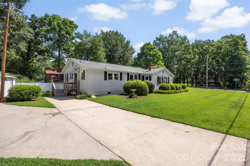 603 N 6th Street Albemarle NC 28001