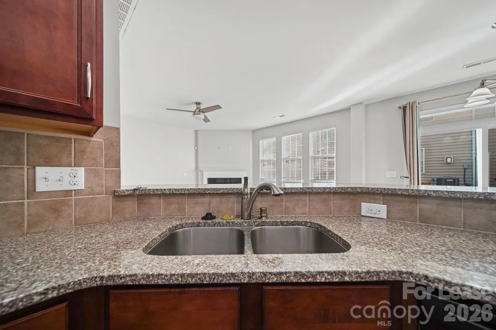 5470 Allison Lane Charlotte NC 28277