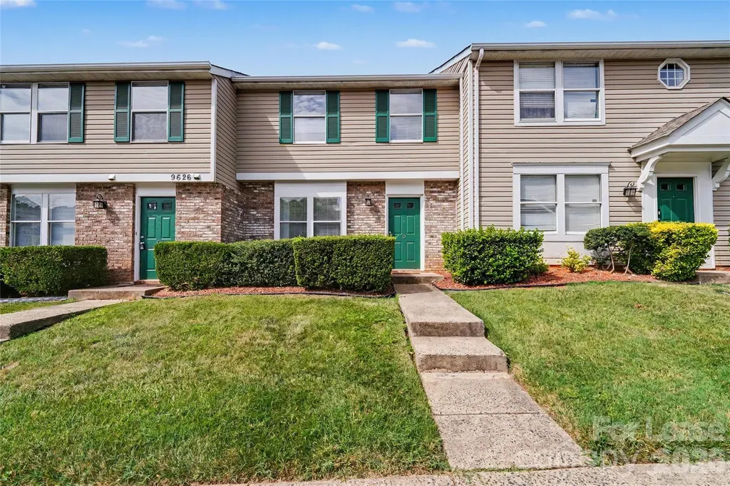 9626 Vinca Circle Charlotte NC 28213