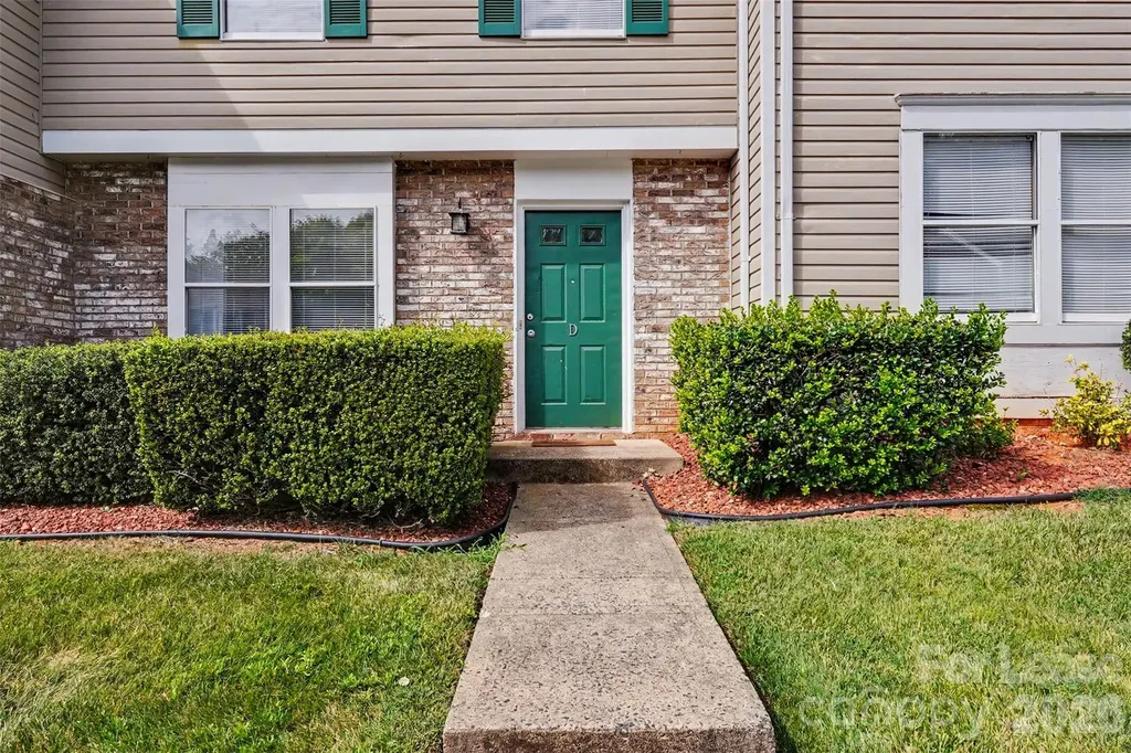 9626 Vinca Circle Charlotte NC 28213