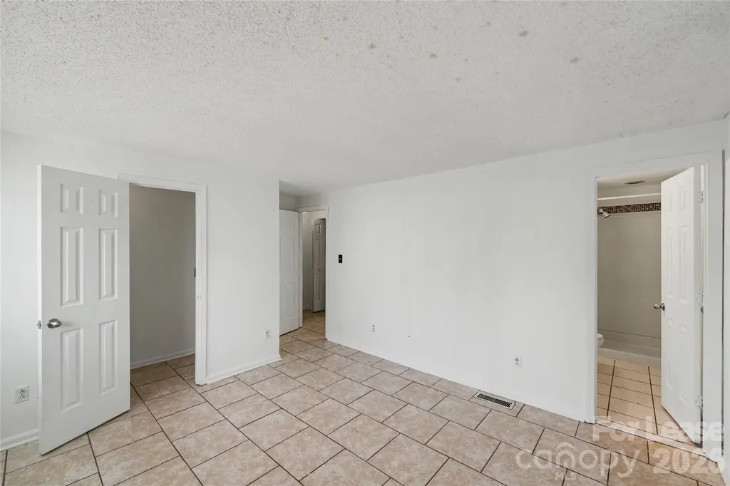 9626 Vinca Circle Charlotte NC 28213