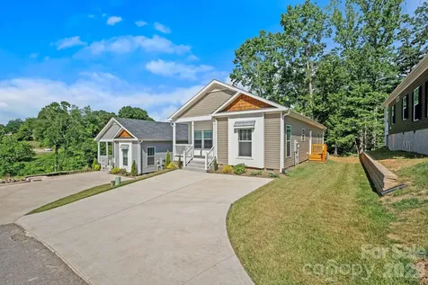 135 Bellamy Road Asheville NC 28806