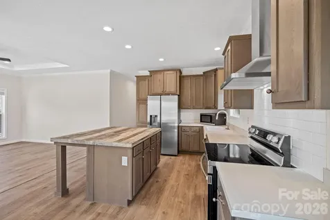 135 Bellamy Road Asheville NC 28806