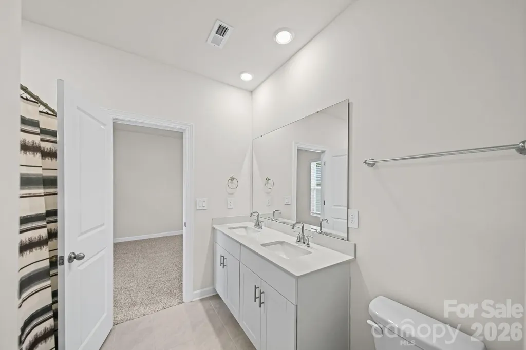 6220 Barcelona Way Charlotte NC 28214