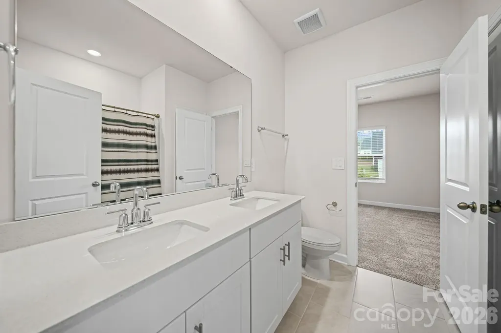 6220 Barcelona Way Charlotte NC 28214