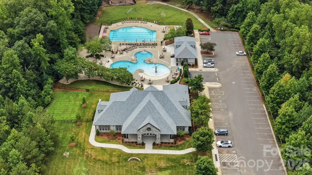 6220 Barcelona Way Charlotte NC 28214