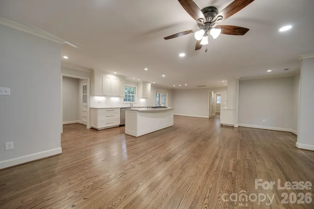 6700 Castlegate Drive Charlotte NC 28226