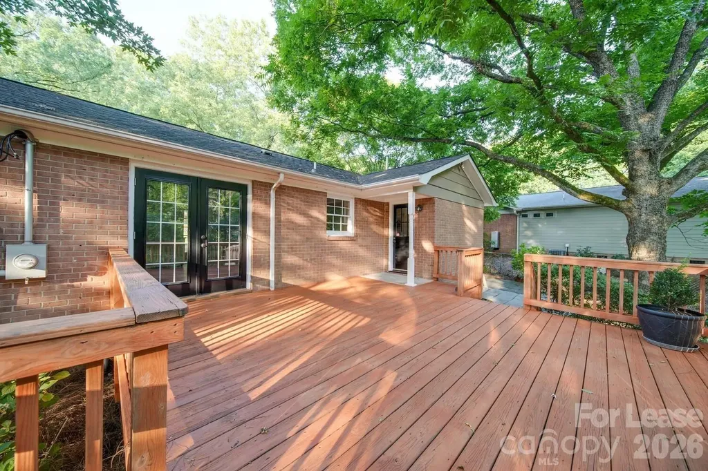 6700 Castlegate Drive Charlotte NC 28226