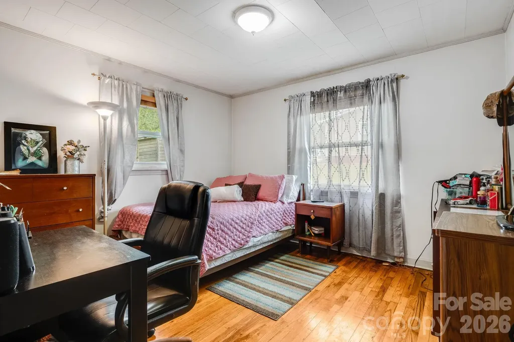 4 Brad Street Asheville NC 28803