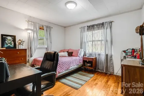 4 Brad Street Asheville NC 28803