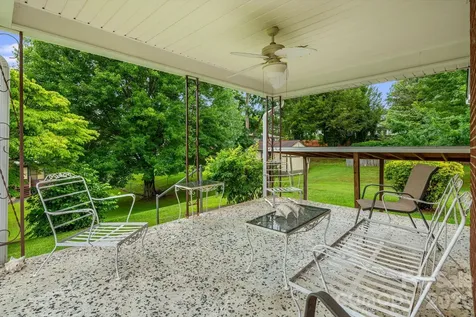 4 Brad Street Asheville NC 28803