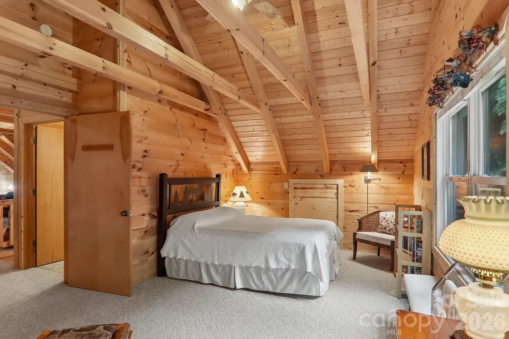 1061 Setzer Cove Road Maggie Valley NC 28751