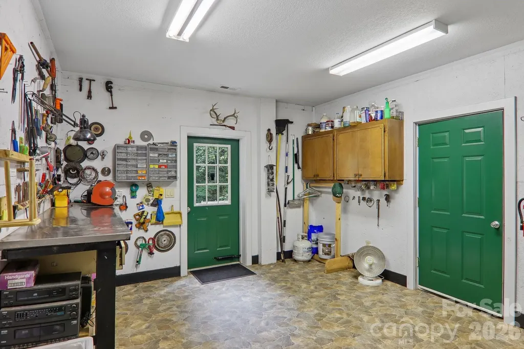 1061 Setzer Cove Road Maggie Valley NC 28751