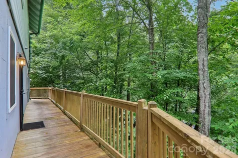 1061 Setzer Cove Road Maggie Valley NC 28751