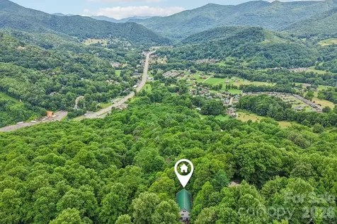 1061 Setzer Cove Road Maggie Valley NC 28751