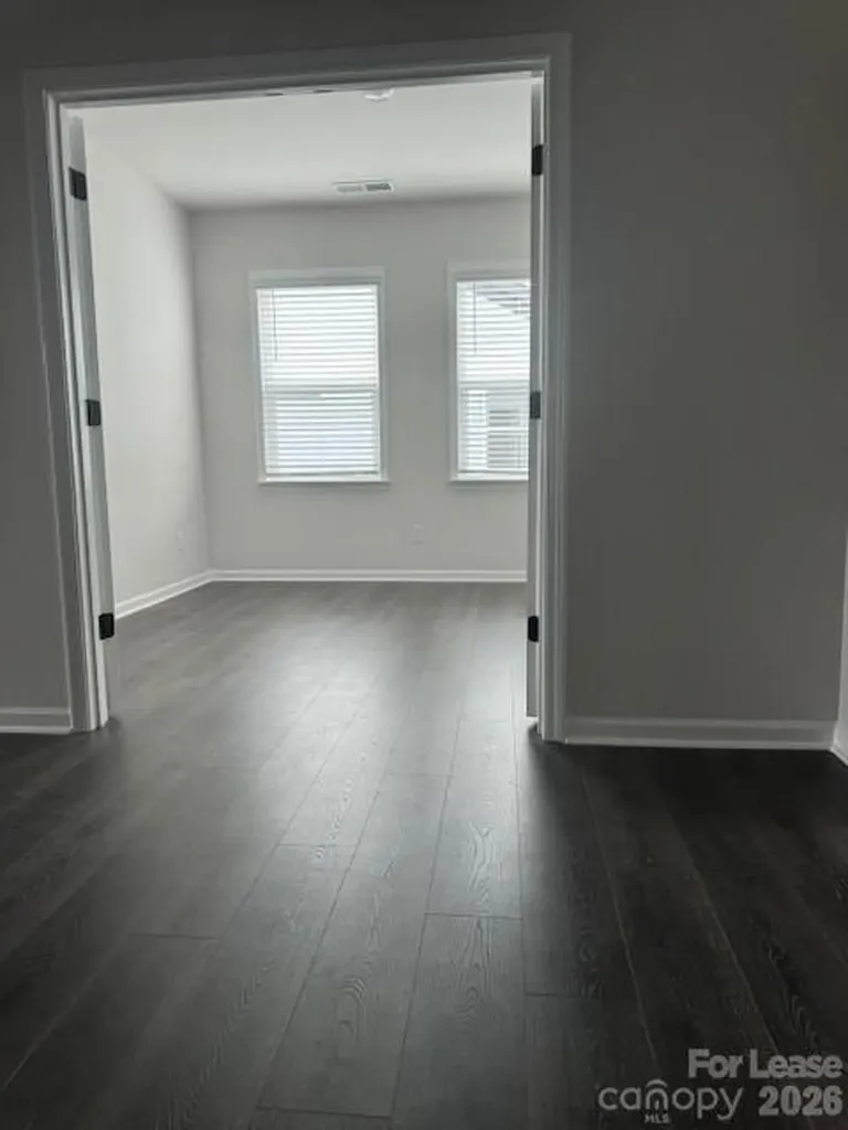 5724 Runnel Way Harrisburg NC 28075