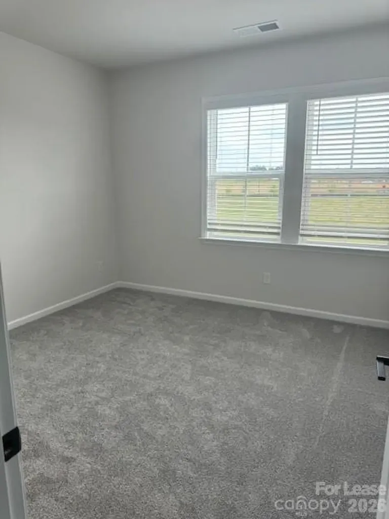 5724 Runnel Way Harrisburg NC 28075