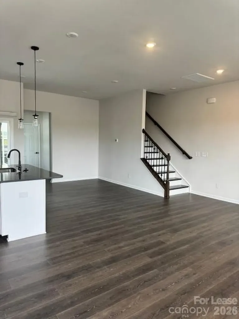 5724 Runnel Way Harrisburg NC 28075