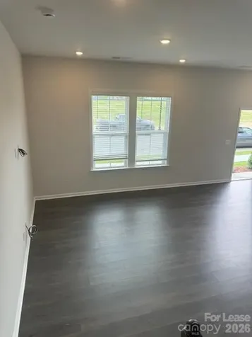 5724 Runnel Way Harrisburg NC 28215