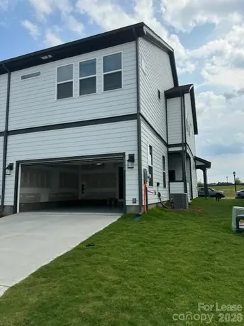 5724 Runnel Way Harrisburg NC 28215