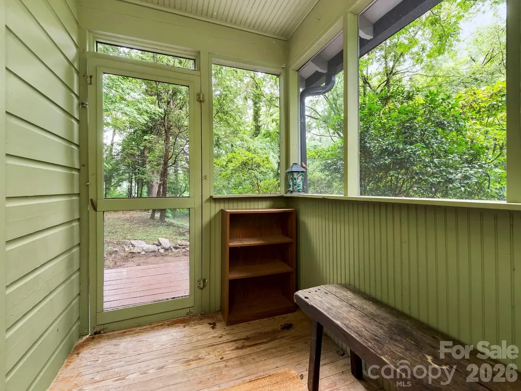 167 Sheridan Lane Lake Lure NC 28746