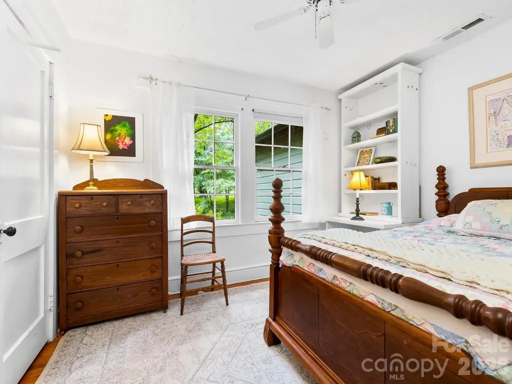 167 Sheridan Lane Lake Lure NC 28746