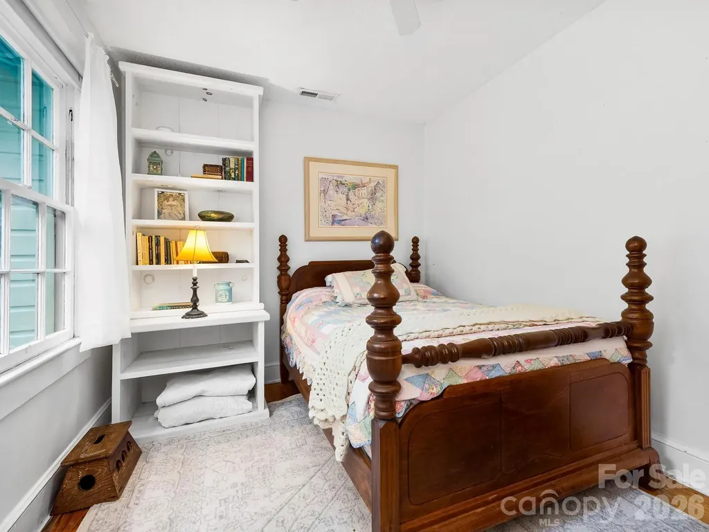 167 Sheridan Lane Lake Lure NC 28746