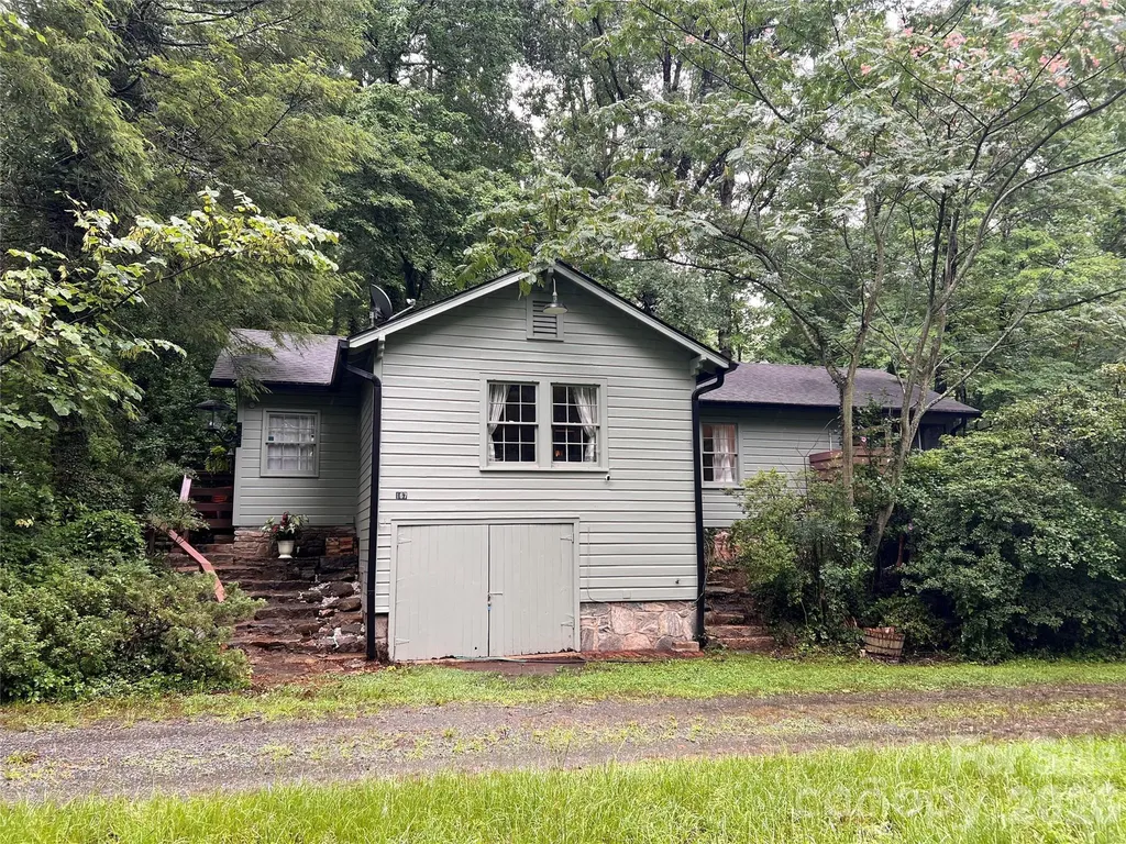 167 Sheridan Lane Lake Lure NC 28746