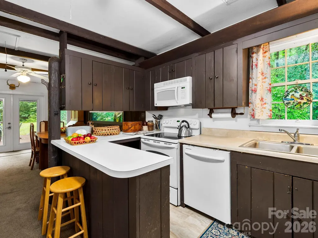 167 Sheridan Lane Lake Lure NC 28746