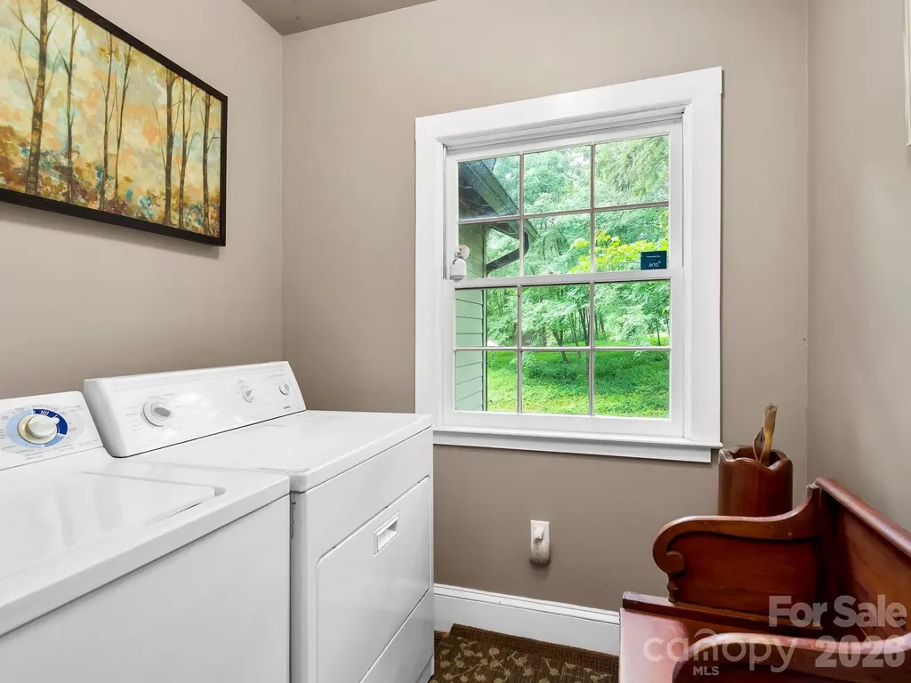 167 Sheridan Lane Lake Lure NC 28746