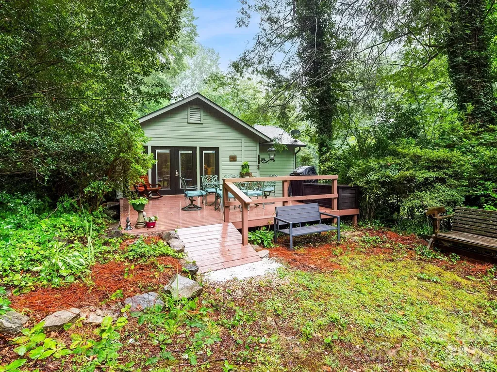 167 Sheridan Lane Lake Lure NC 28746