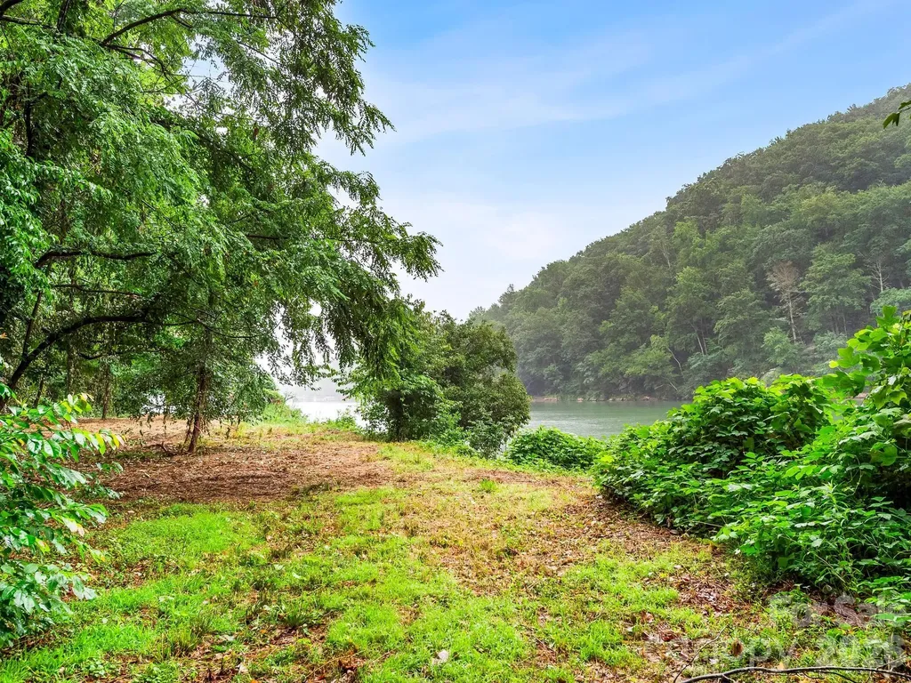 167 Sheridan Lane Lake Lure NC 28746