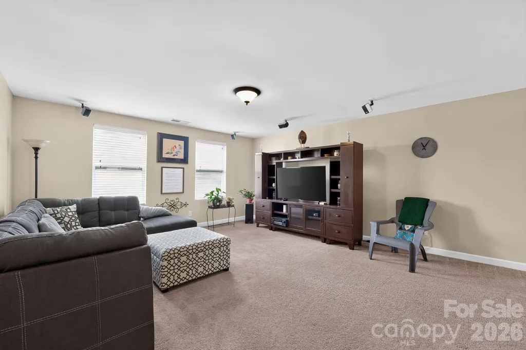 5909 Langwell Lane Charlotte NC 28278