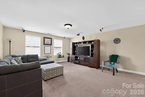 5909 Langwell Lane Charlotte NC 28278