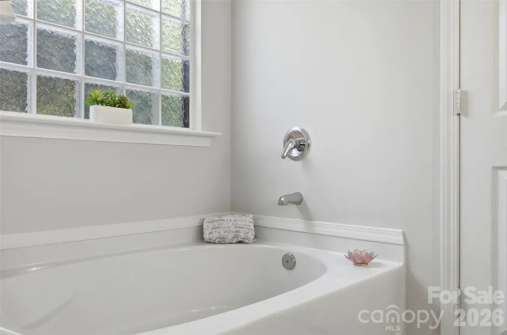 2020 White Cedar Lane Waxhaw NC 28173