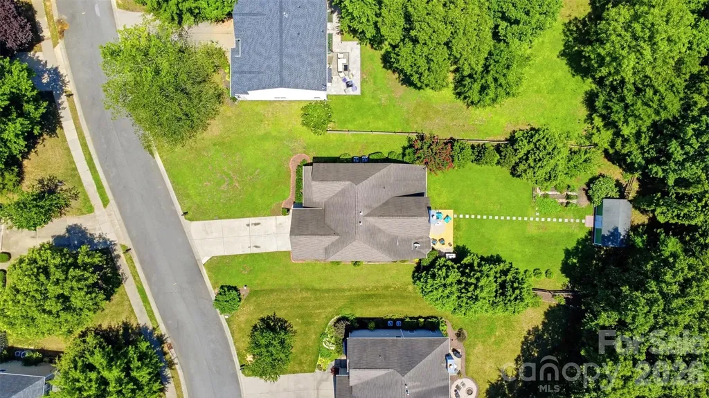 2020 White Cedar Lane Waxhaw NC 28173